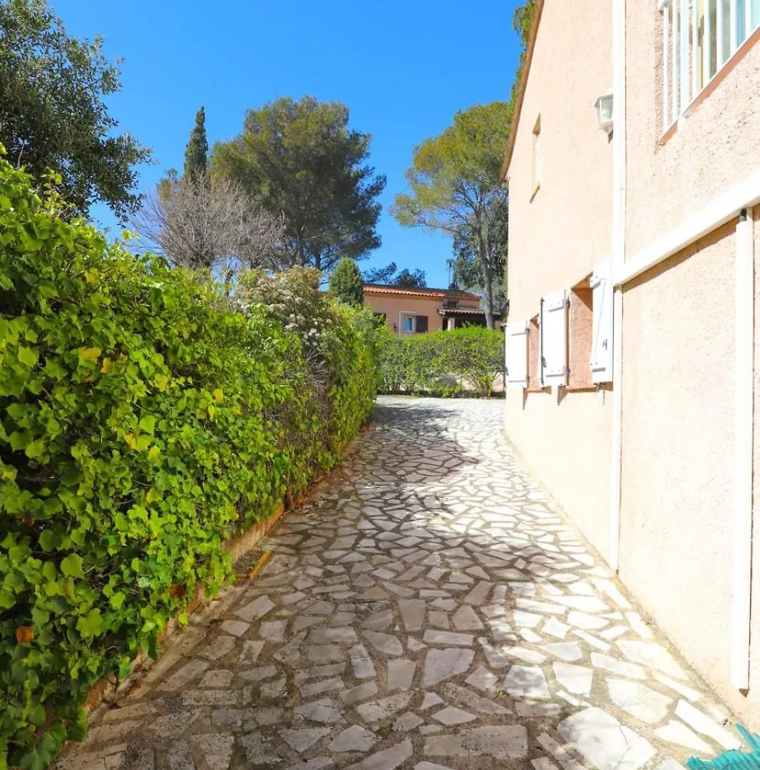 Villa 7 Guests At 10 Min From The Beach - Frejus