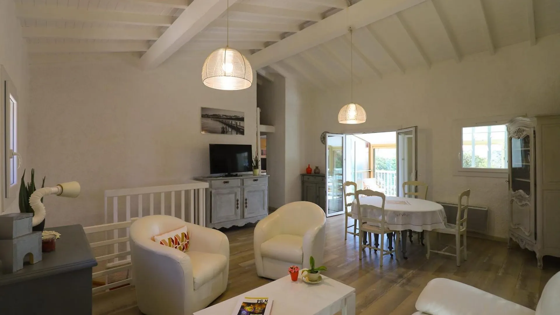 Villa 7 Guests At 10 Min From The Beach - Frejus 0*,  France